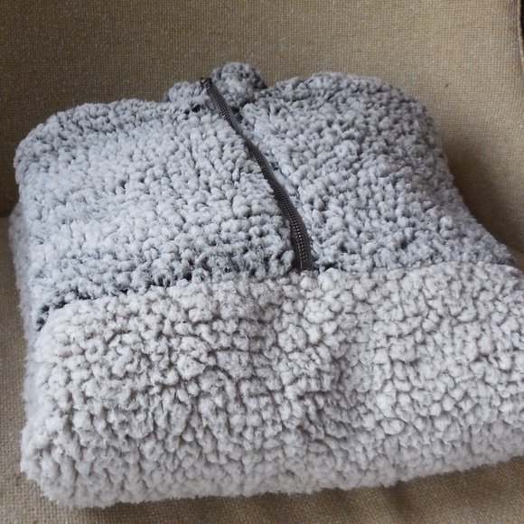 Grey Fleece Pullover - Picture 4 of 7